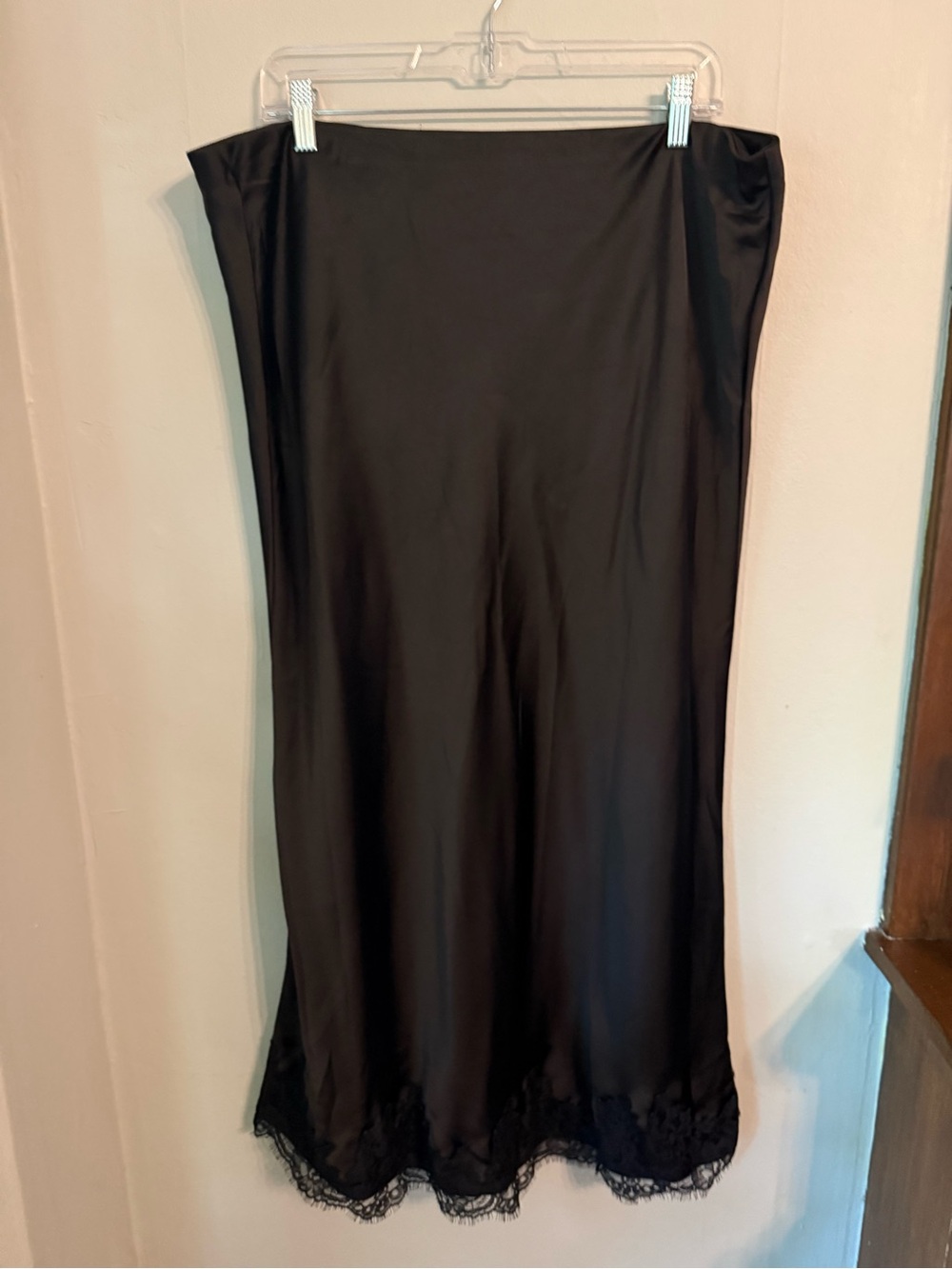 Old Navy x Anna Sui Satin Lace Hem Midi Skirt | Black | Size XL